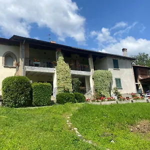  Alloggio in famiglia Moia Italia