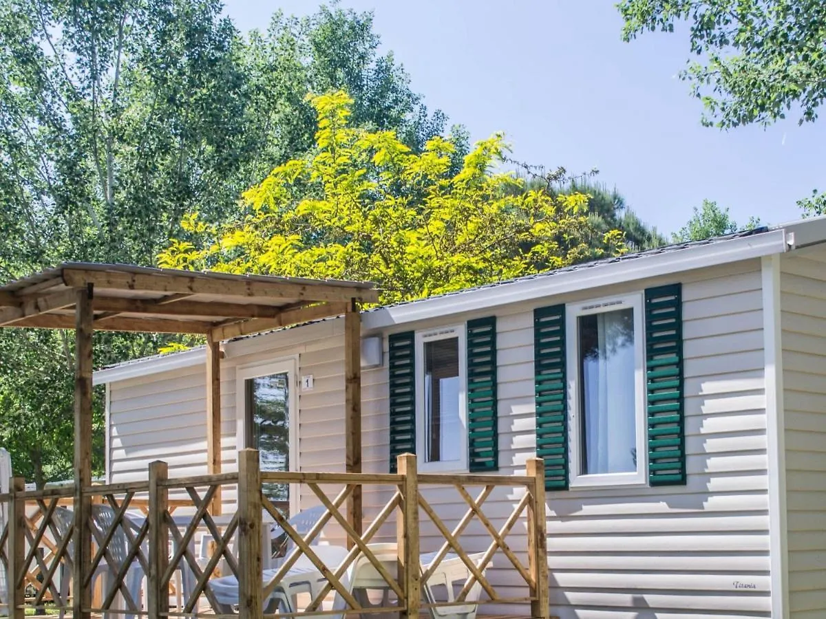 Holiday Home Cisano & San Vito-1 By Interhome ラツィーゼ 0*,  イタリア